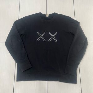 Uniqlo x Sesame Street x KAWS Black Crewneck Sweater Sz. Large w/ white logo